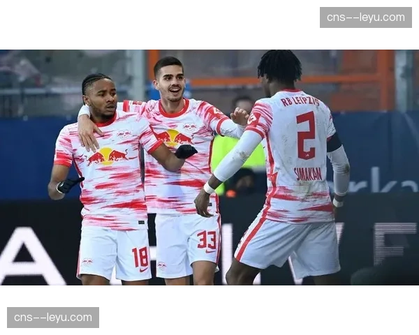 霍芬海姆球员绝平后狂奔庆祝，保住欧战资格希望